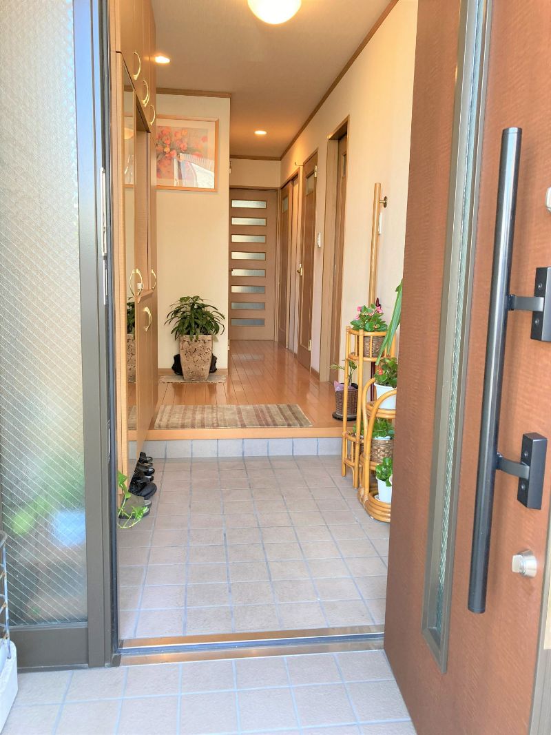 5000万円台後半のへーベルハウスの玄関