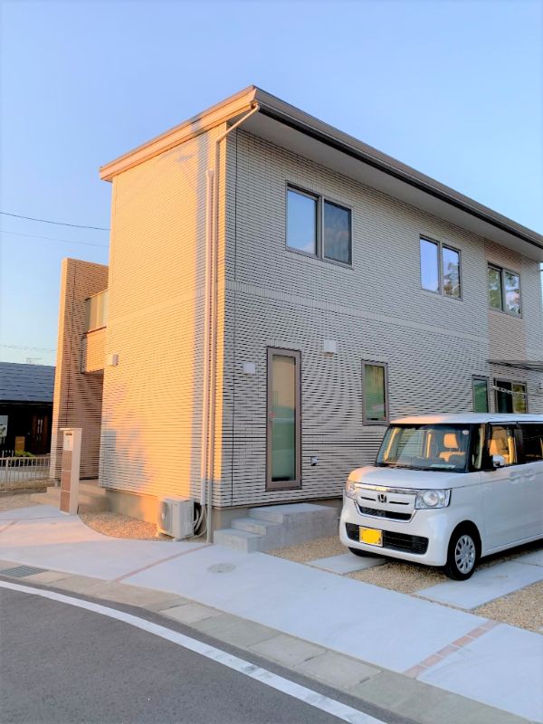 アイスマートの外構